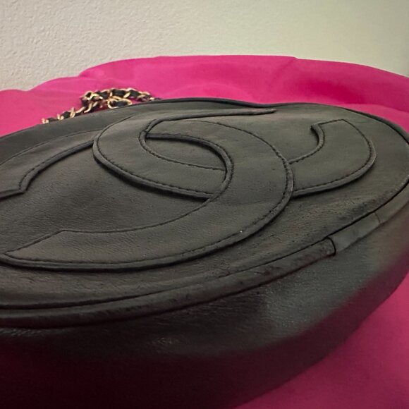 CHANEL Vintage Crossbody Lamb Leather, Tassel, Oval, Corpcore 80’s Y2K - Picture 5 of 14